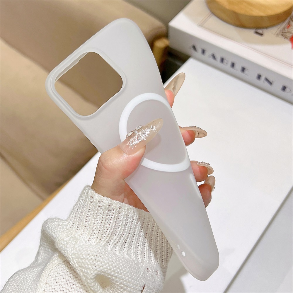 Ultra cienkie, miękkie, matowe – Ring Stand Case recenzja i cena