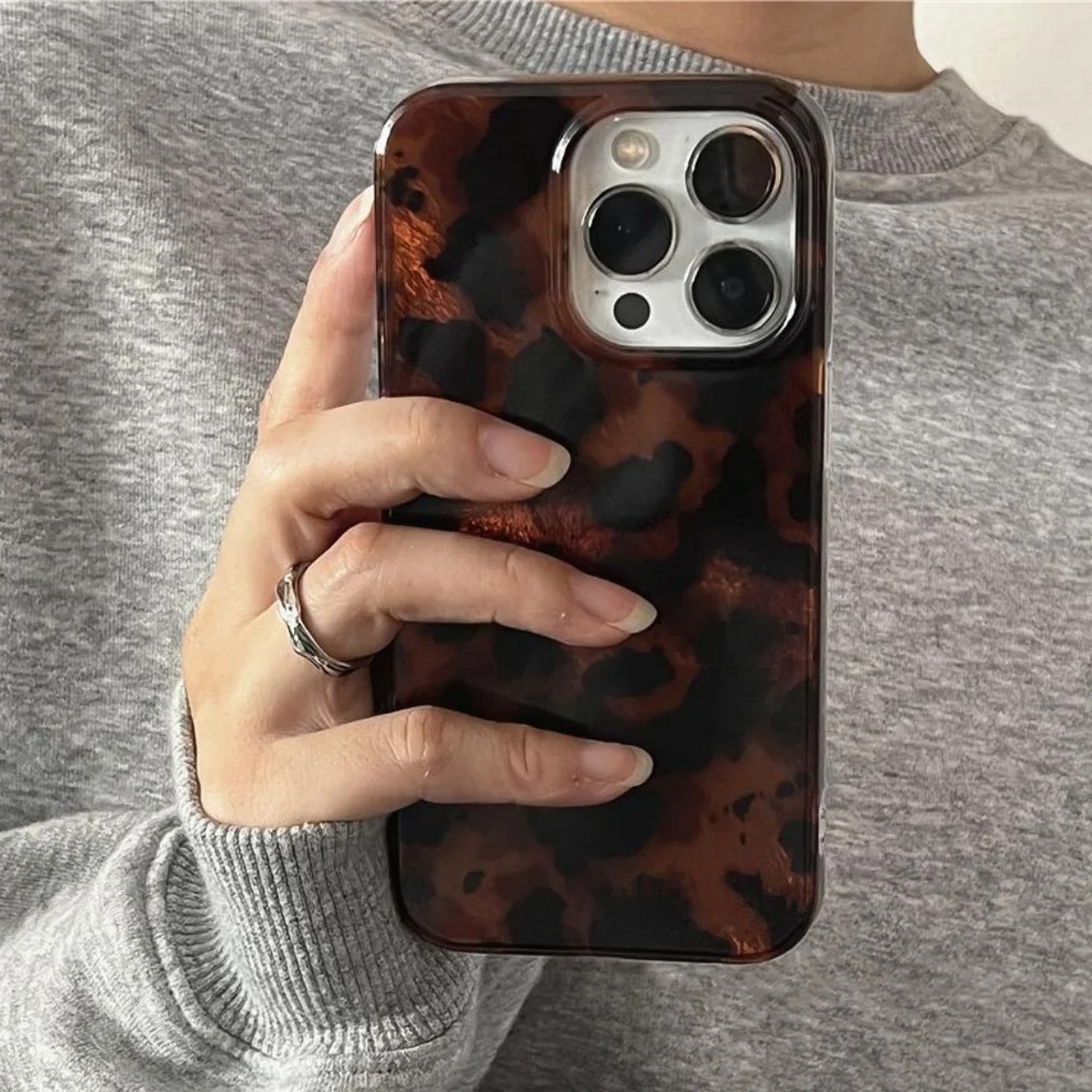 Retro etui na telefon z lasero – Phone Cases Mous recenzja i cena