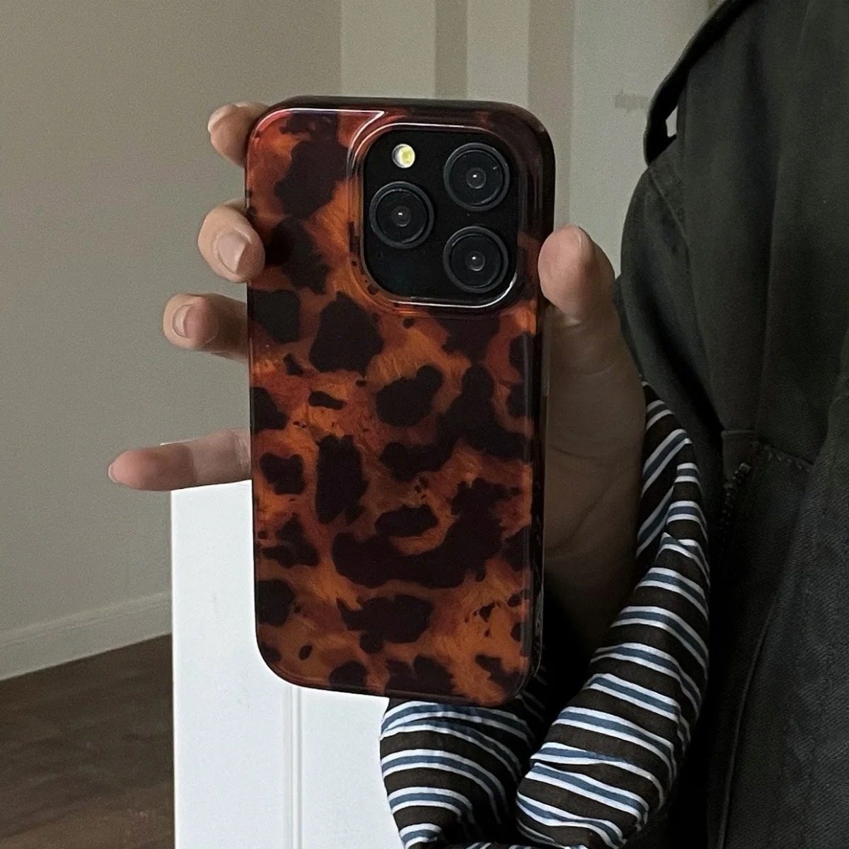Retro etui na telefon z lasero – Phone Cases Mous recenzja i cena